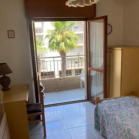 3 Con Parcheggio Privato Apartmán